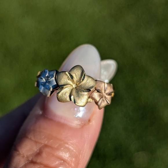 Solid 14K Yellow Rose White Tri Color Plumeria Ring - Picture 4 of 7